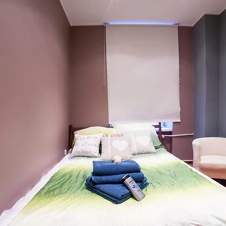 Classy Near Old Town And Metro 公寓